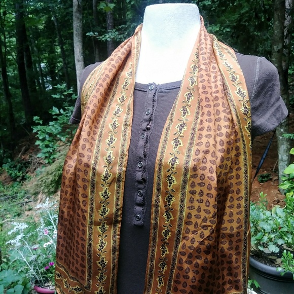 🤎 Silk Anne Klein Scarf #hundredsofscarves - Picture 4 of 6